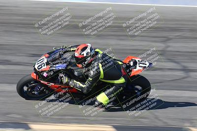 media/Jan-16-2026-CVMA Friday Practice (Fri) [[6f2bf47531]]/3-Racer 2/Session 2 Bowl Entry Pans/